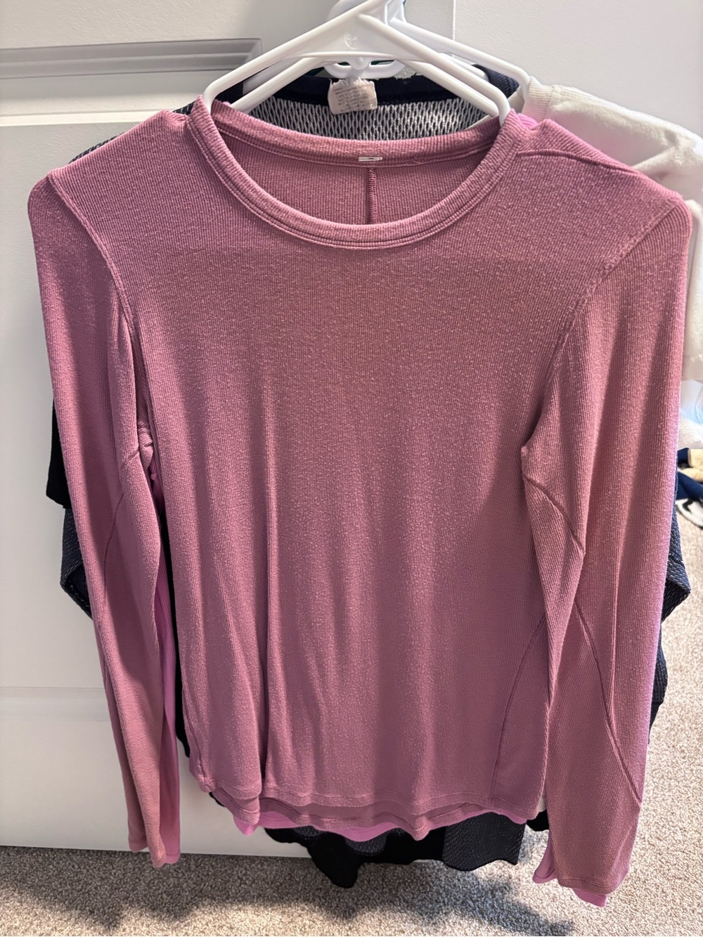 Women's Lululemon Long-Sleeve Crew Neck Top - Dusty Rose